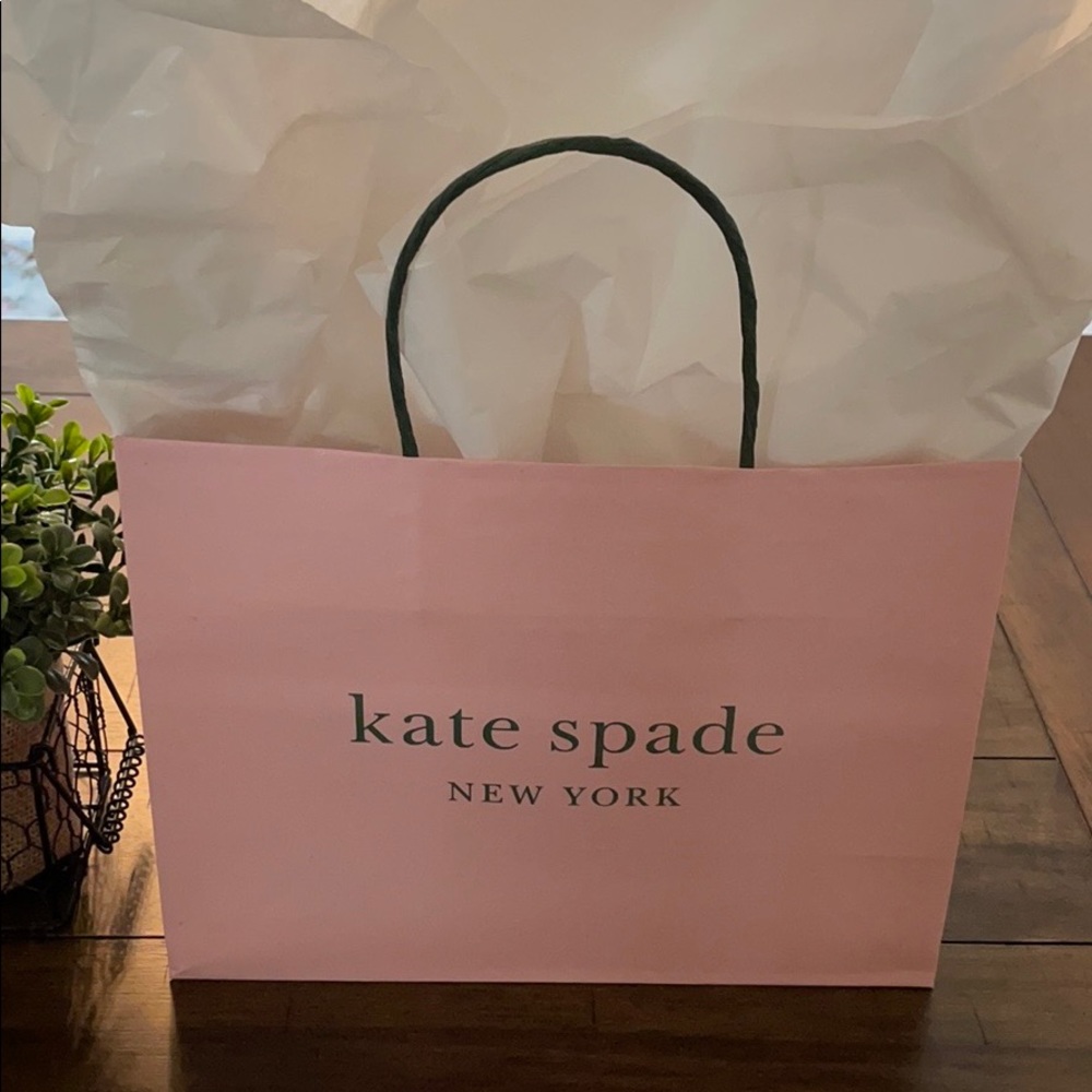 NWT kate spade Staci Confetti Passport Holder - Picture 10 of 10